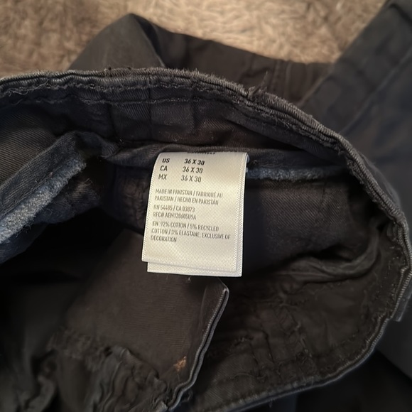 Men’s American Eagle Cargo pants. - Picture 4 of 5